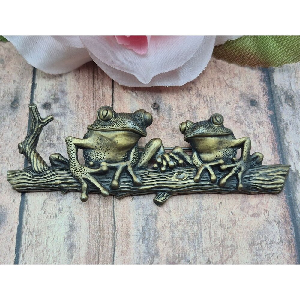 Vintage JJ Jonette1980s Pin Frogs on a Log Brooch Brass Collectible Frog Lovers